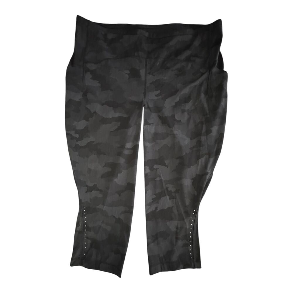 Lululemon Cropped Leggings Womens 20 Black Camouflage Stretch Yoga Gym Comfort